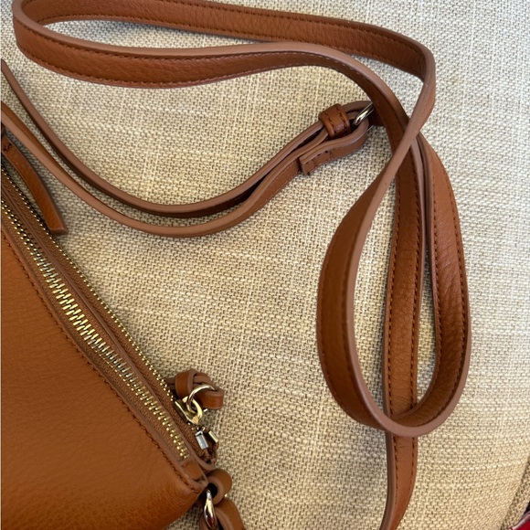 Old navy Triple compartment crossbody bag - Picture 10 of 11